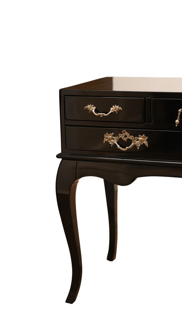 Onyx Heritage Table